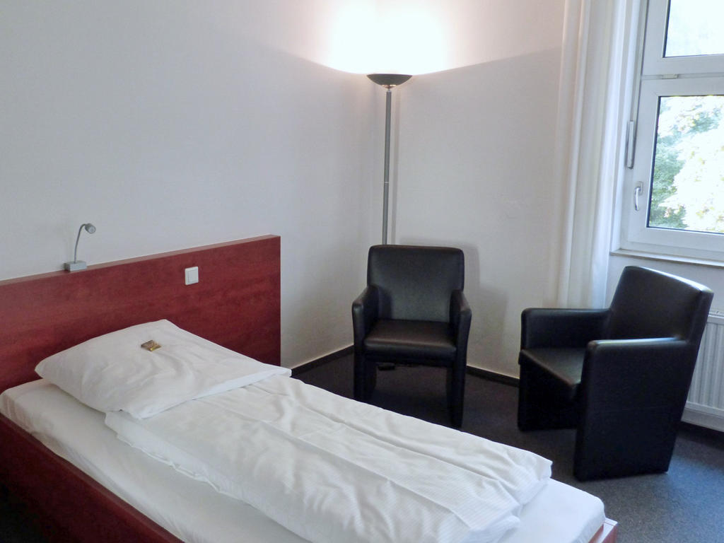 Cjd Bonn Castell Otel Oda fotoğraf